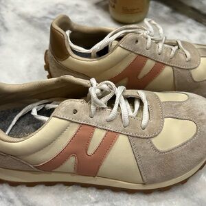 Somiliss Easy Stride Beige and Pink Sneakers with White Laces women’s size 7